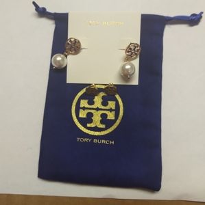 Tory burch gold and blue pearl pendant earrings